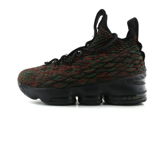 LEBRON 15