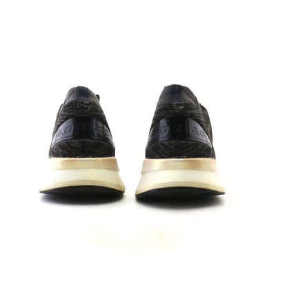 LEVITATE 4
