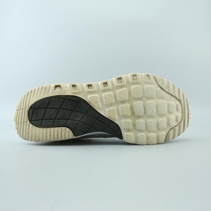 AIR MAX SYSTM