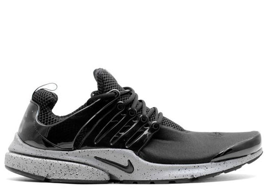 Air Presto Genealogy Black (WORN)
