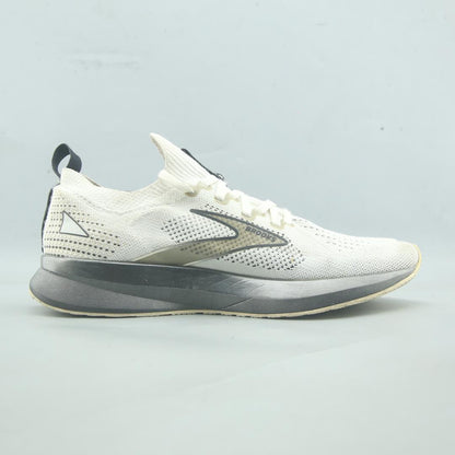 LEVITATE 5