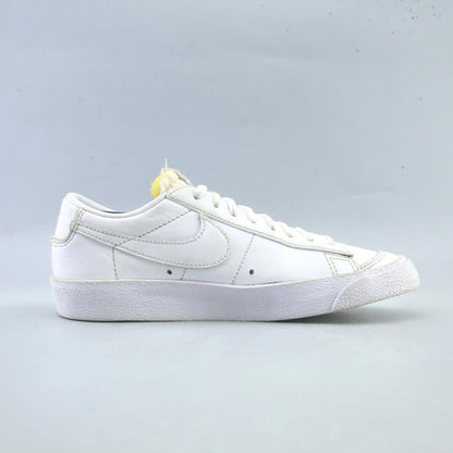 BLAZER LOW 77