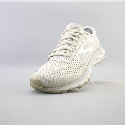 GHOST 12