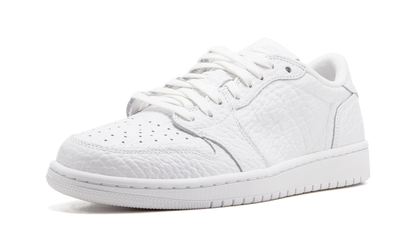 1 Retro Low NS "Triple White" 872782 100