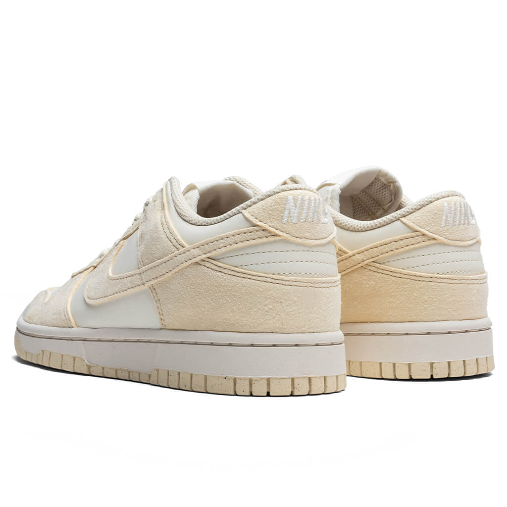 Women's Dunk Low - Soft Pear/Beach/Pale Ivory/White