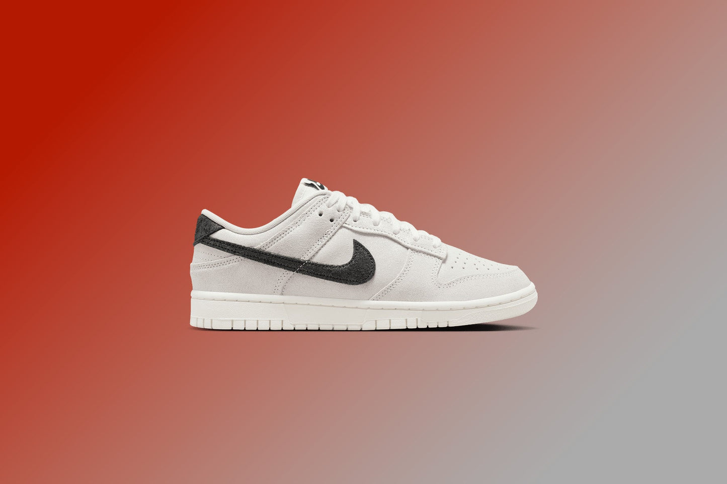 Women's Dunk Low SE - White/Black/Team Red