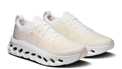On Running Cloudtilt Moon White Frost (Women’s)