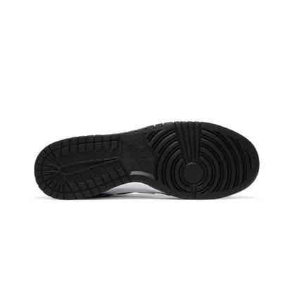 Dunk Low SE 'World Champs Black White' (2022)
