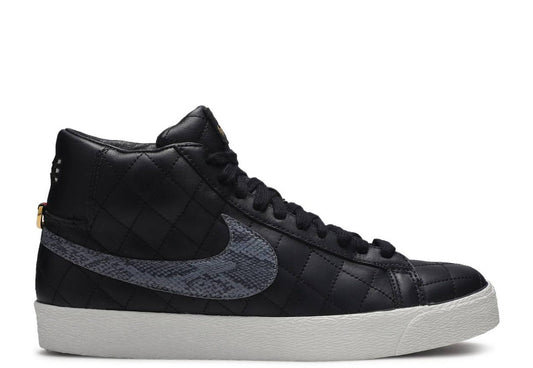 Blazer Supreme Black (2006) (WORN)