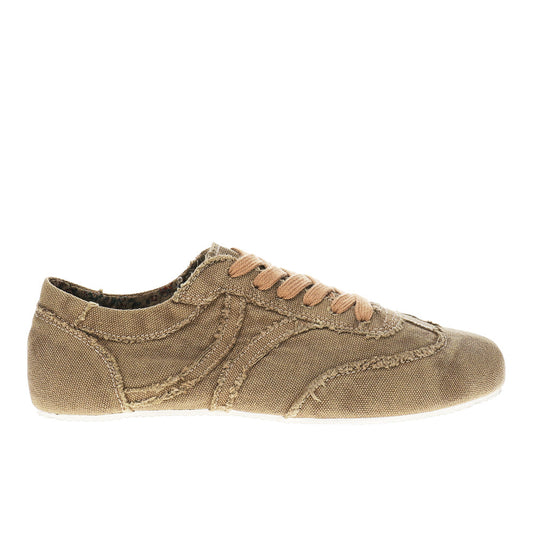 Winnie Sneakers