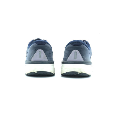 DYAD 11
