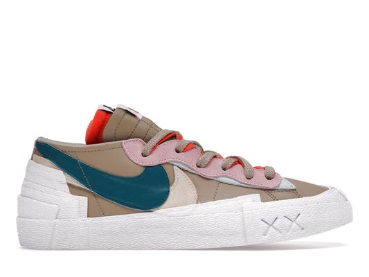 Blazer Low sacai KAWS Reed