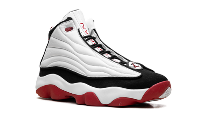 Pro Strong "White Black Gym Red" DC8418 116