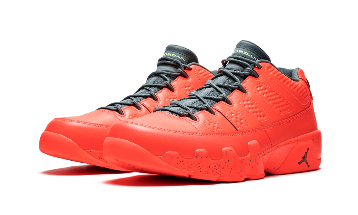 9 Retro Low "Bright Mango"